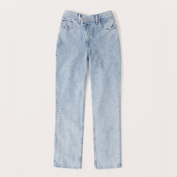 Abercrombie & Fitch Denim - Abercrombie & Fitch Curve Love Straight Leg Jeans